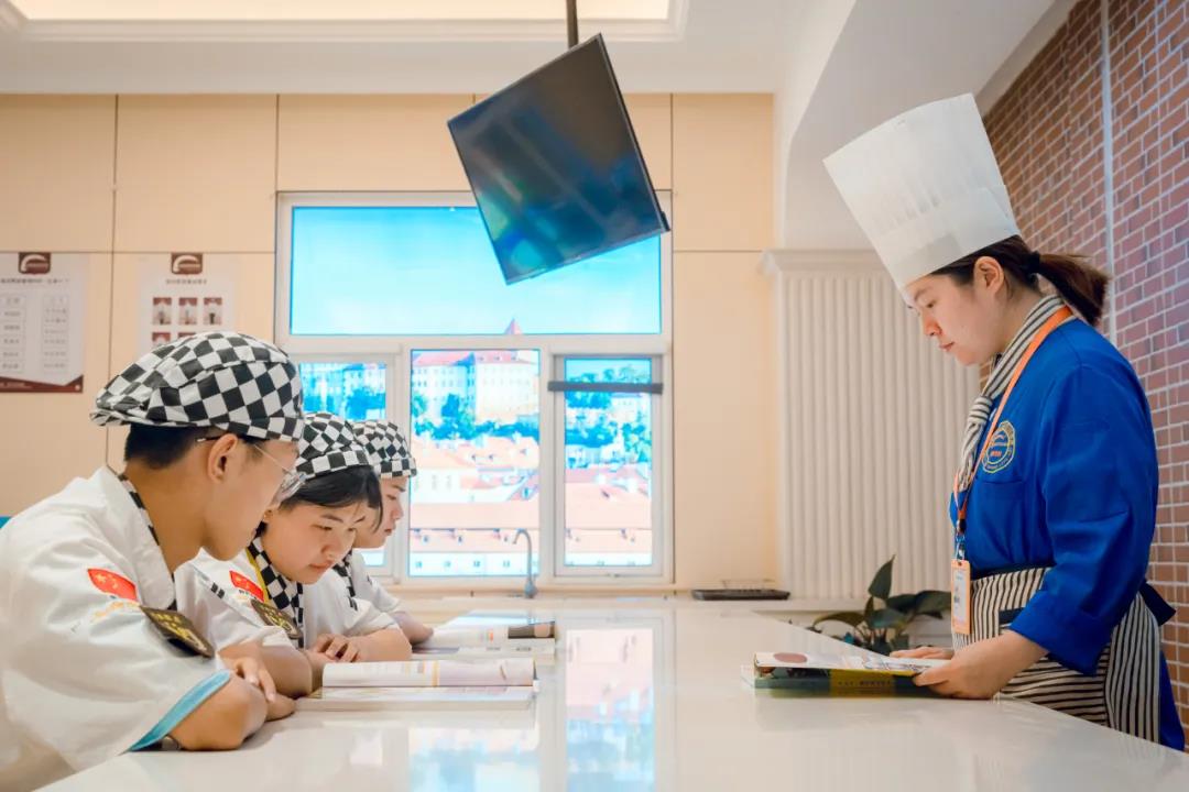 新東方人的晚上，就這么過(guò)！