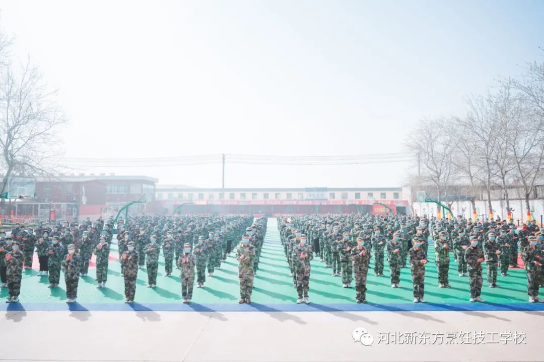 軍訓(xùn)開幕式丨鮮衣怒馬，沙場點兵，今日你們很颯