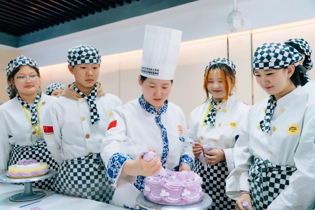 哪些人適合踏入西點烘焙的藝術(shù)殿堂？