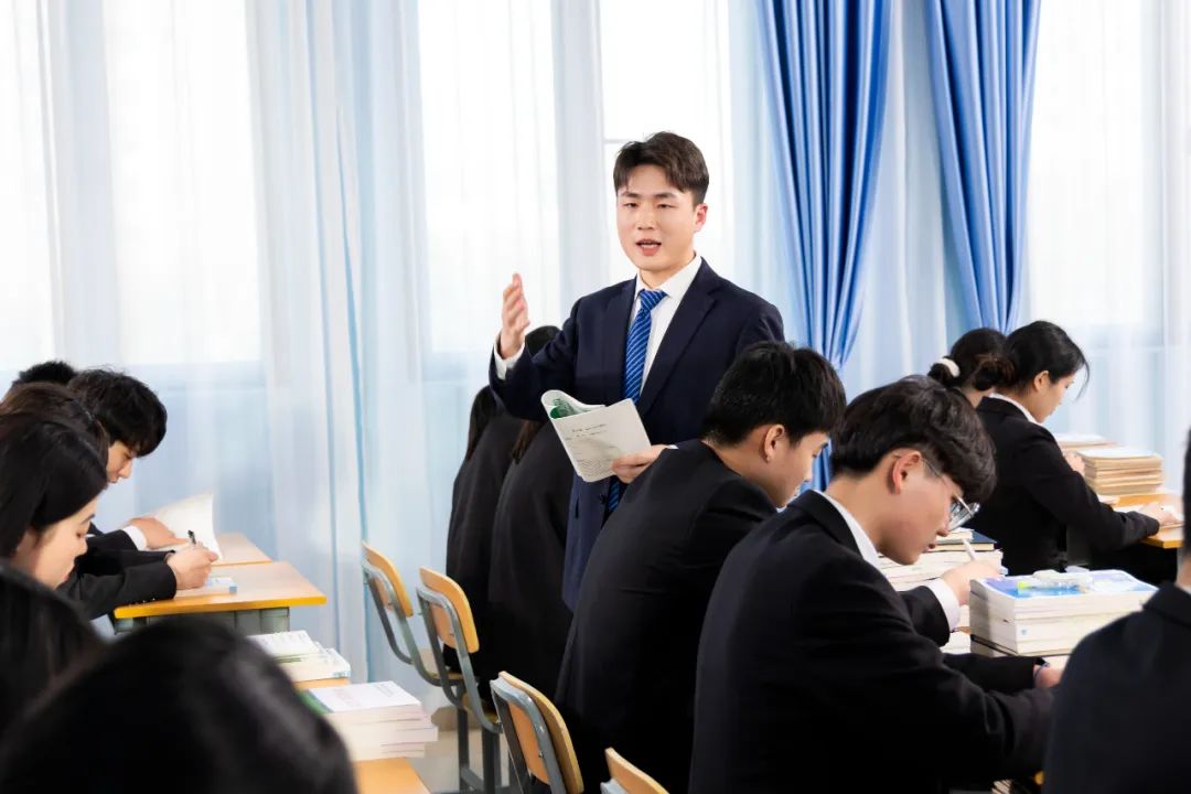 中考失利不用愁，河北新東方開啟別樣未來