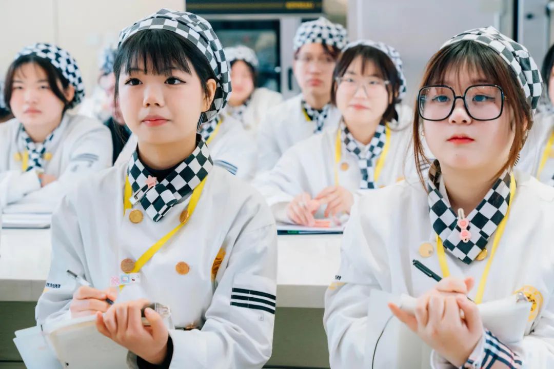 95e7f6ea44cba0c42c4a0730a1a789a6.jpg 95e7f6ea44cba0c42c4a0730a1a789a6.jpg