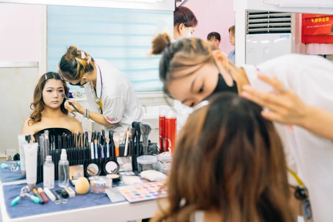 8bdd294174307edf71a68053a2f4d8fe.jpg 8bdd294174307edf71a68053a2f4d8fe.jpg