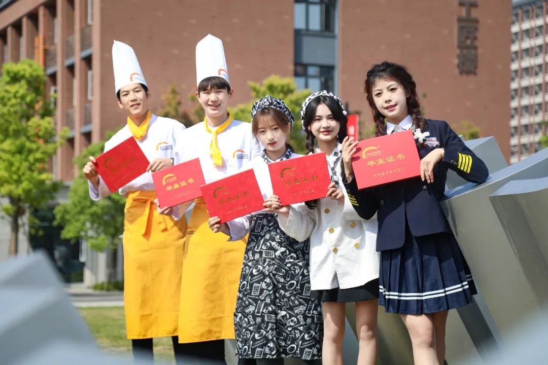 志愿填報(bào)落榜、滑檔了？河北新東方助力你重啟夢(mèng)想航程！