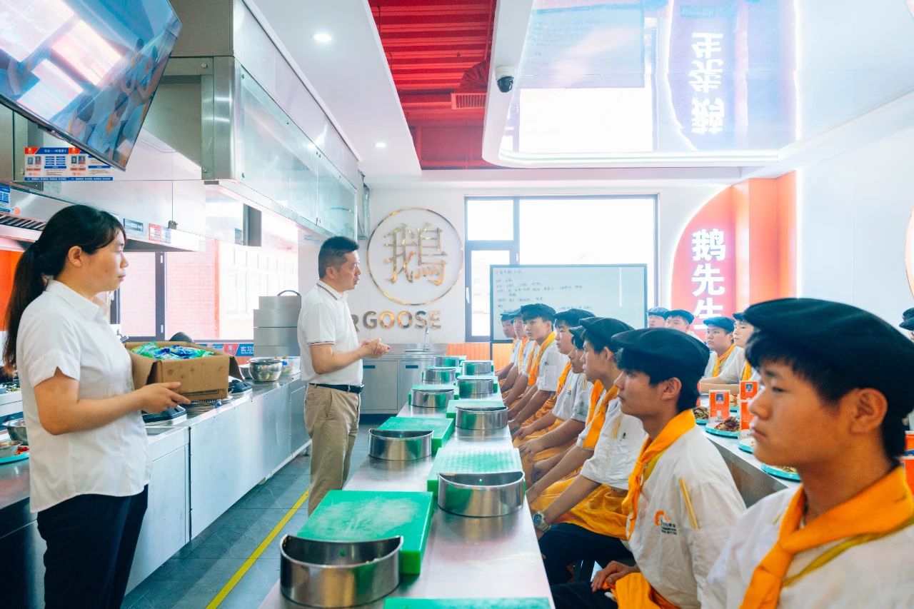 63589f28a84b8af6c9f1be0931e00c4a.jpg 63589f28a84b8af6c9f1be0931e00c4a.jpg