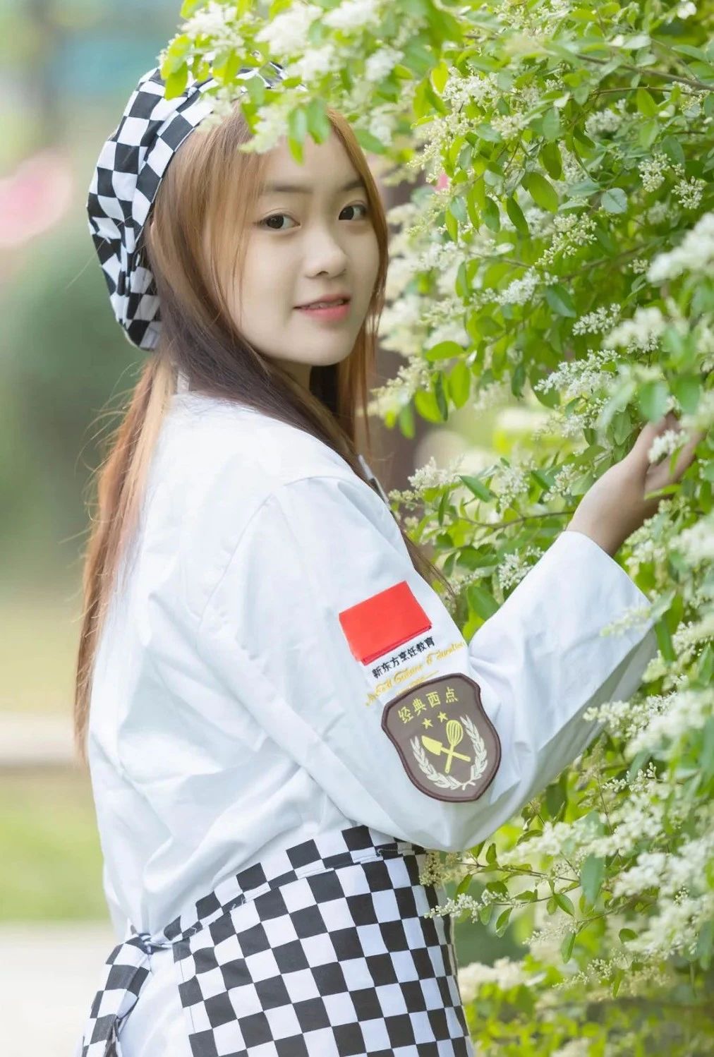 f5b2aa1dbe63e6d7148ef0e4cc70ffba.jpg f5b2aa1dbe63e6d7148ef0e4cc70ffba.jpg