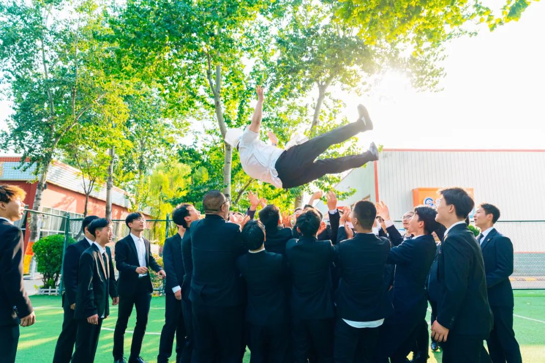 8f9d57e5cc841c2ca231b35f7578b70b.jpg 8f9d57e5cc841c2ca231b35f7578b70b.jpg