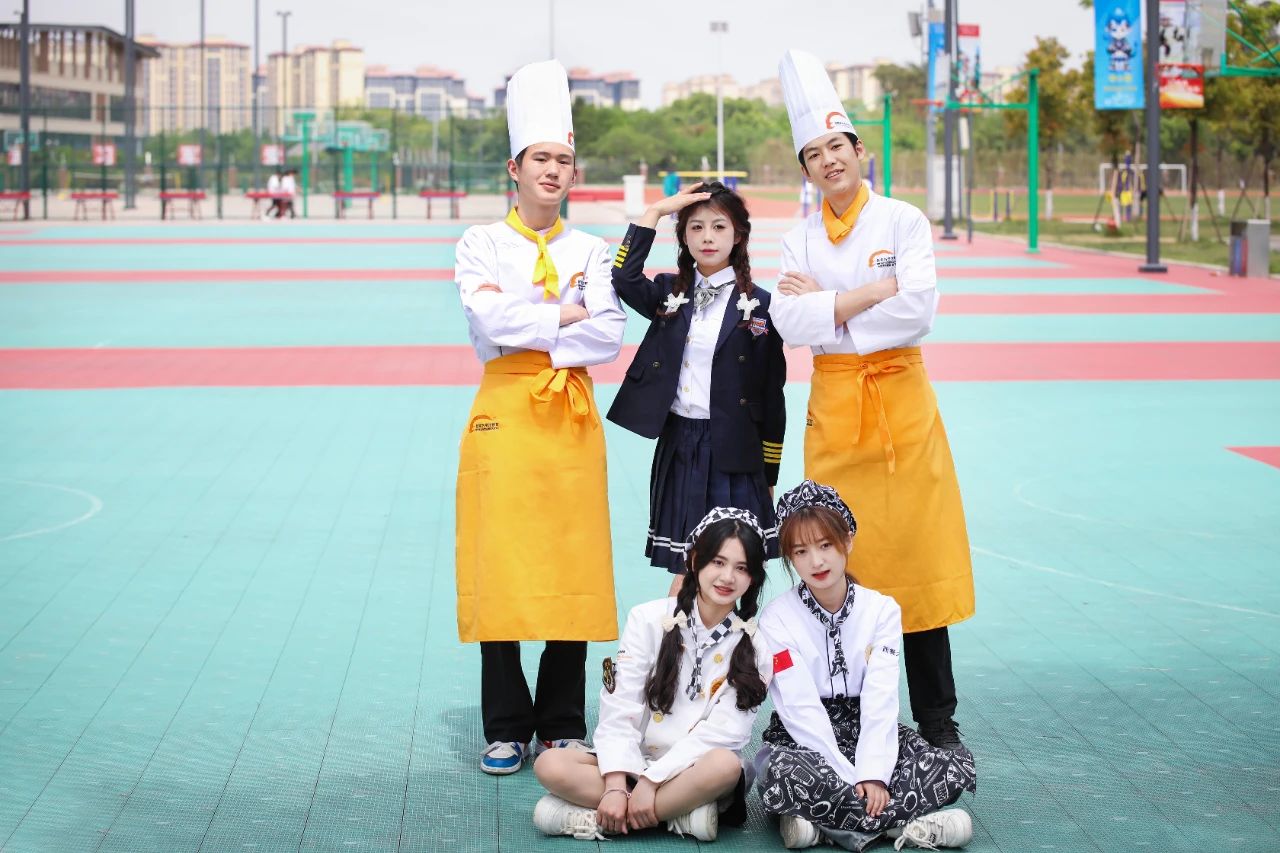 成績(jī)不理想？換賽道學(xué)技術(shù)，選廚師職業(yè)前景佳