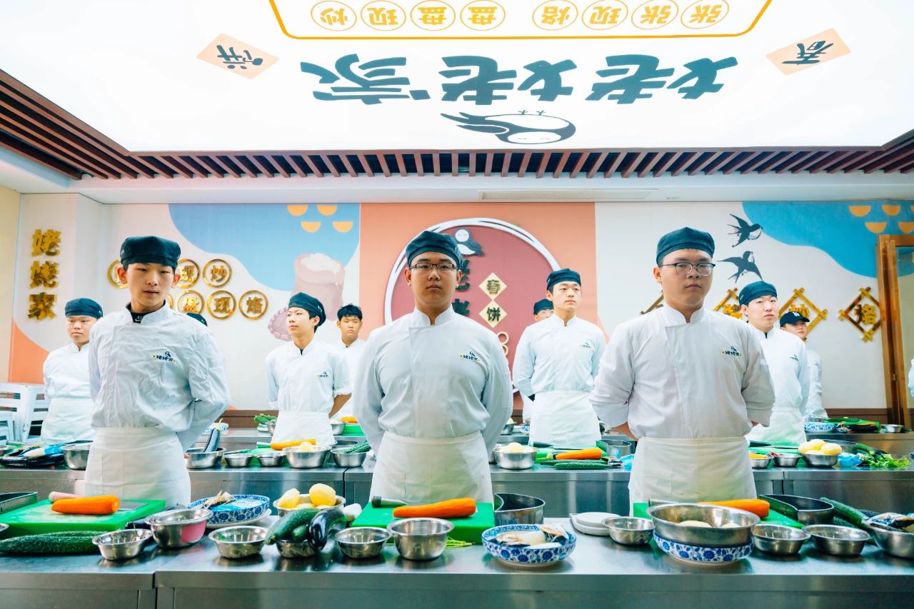 河北單招查分倒計(jì)時(shí)！提前鎖定河北新東方，技能傍身&學(xué)歷在手！