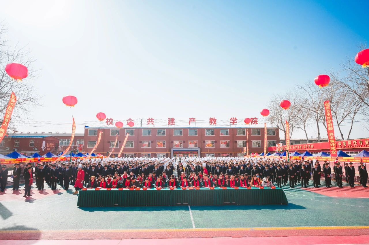 選錯(cuò)了學(xué)校，入學(xué)后發(fā)現(xiàn)“貨不對(duì)版”，何去何從？