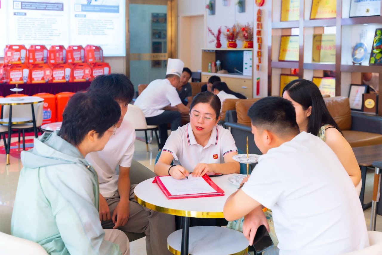 3aea4a0a90cf717e448683b77be5c89b.jpg 3aea4a0a90cf717e448683b77be5c89b.jpg