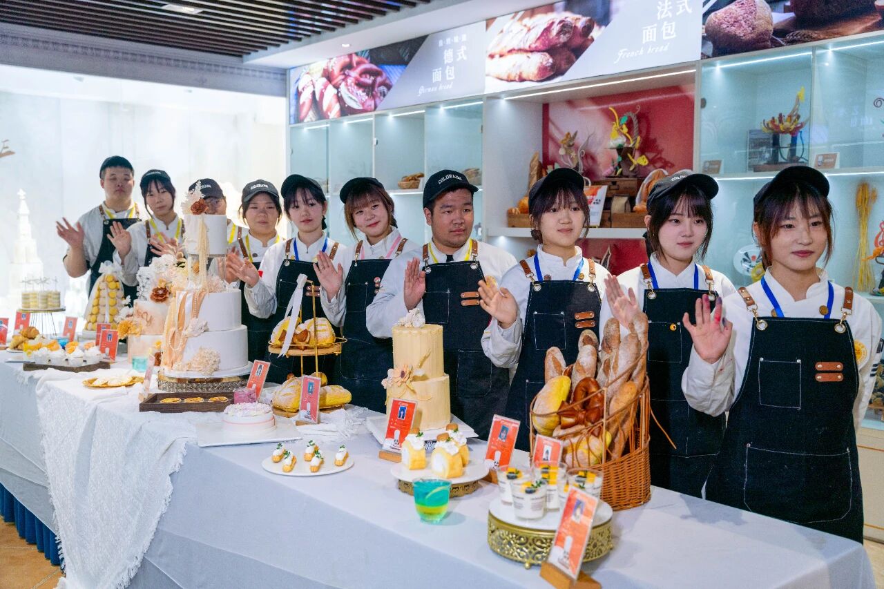 b6d63cdbfe518a98f66ce6806aeb925f.jpg b6d63cdbfe518a98f66ce6806aeb925f.jpg