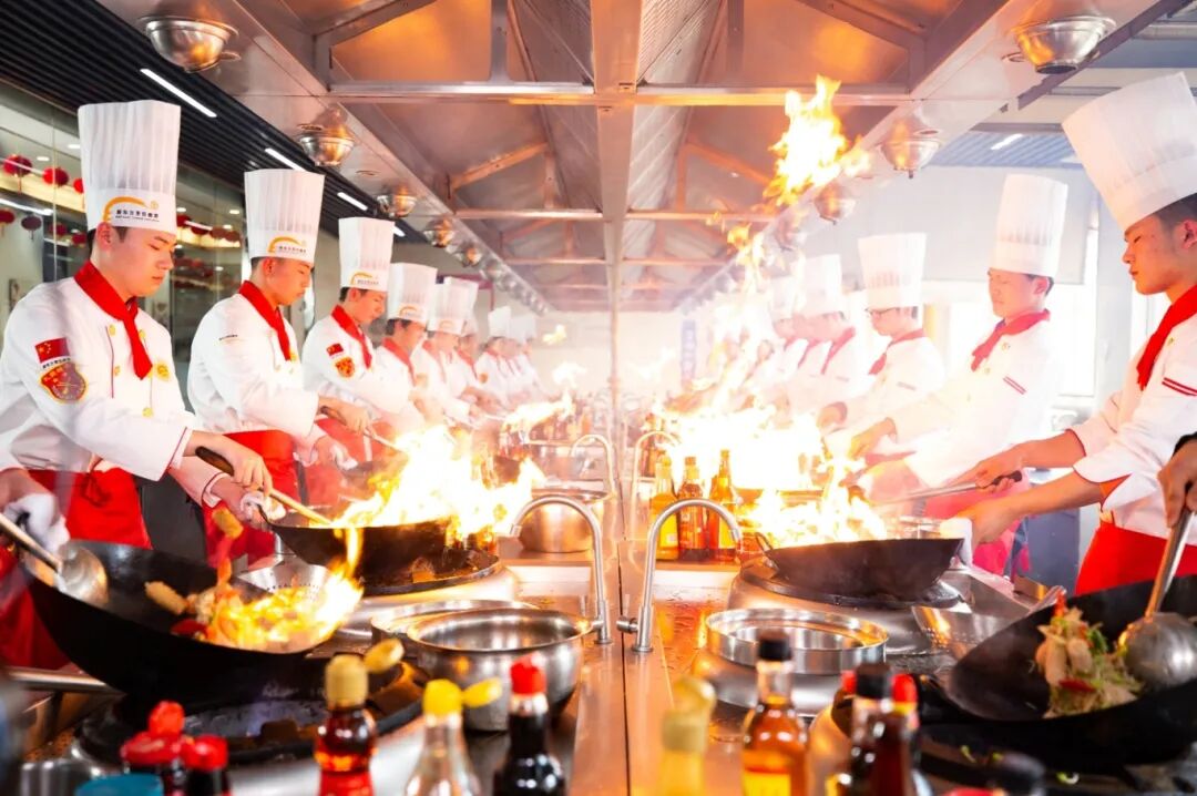 文化課成績不理想？換個(gè)賽道同樣發(fā)光！河北新東方2026春季預(yù)科班，用一技之長開啟更美好的未來